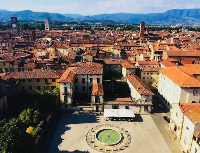 Loft Il Chiostro Della Cattedrale Apartamento Lucca